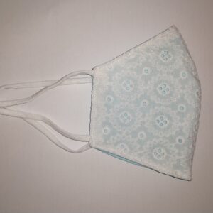 modra z belim vezenjem